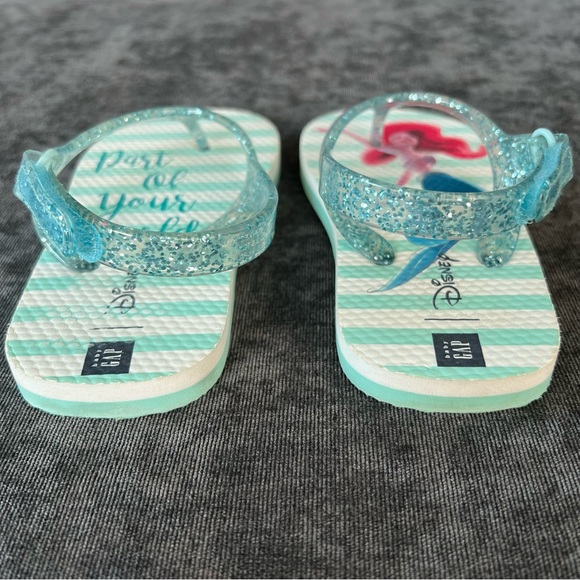 Baby Gap Ariel Flip Flops Size 7-8 - Picture 2 of 6